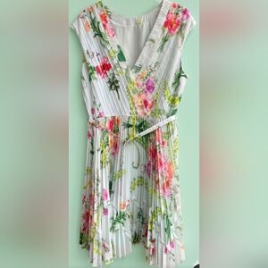 Ted Baker Perlaa Floral Pleated Belted Dress. Size 2. 16ptp